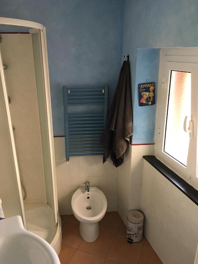 Romantic Sea View Flat In Appartamento Genova